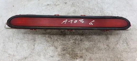 Toyota Corolla Verso AR10 Third/center stoplight NOCODE
