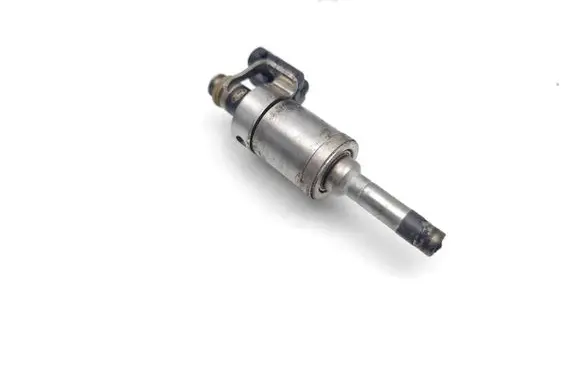 Ford Focus Fuel injector 0261500221