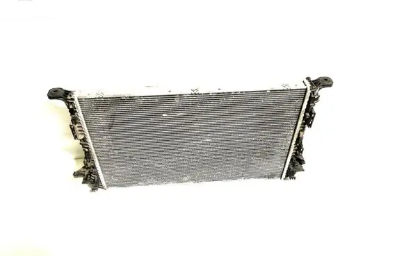 Audi A8 S8 D4 4H Coolant radiator 4H0121251C