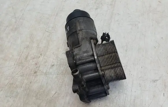 Peugeot Partner Oil filter mounting bracket
