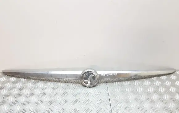 Opel Insignia A Tailgate trim 461088395