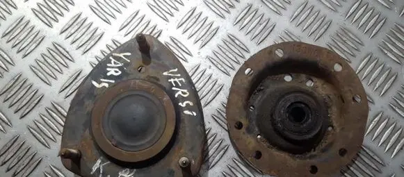 Toyota Yaris Verso Coil spring mount 