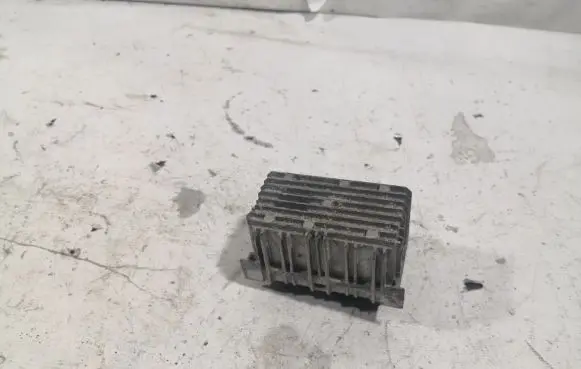 Glow plug pre-heat relay