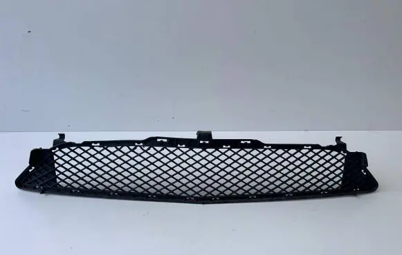 Mercedes-Benz B W246 W242 Front grill 2468851122