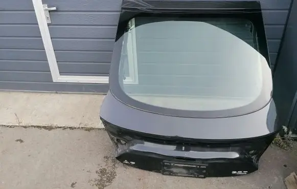 Audi A7 S7 4G Tailgate/trunk/boot lid
