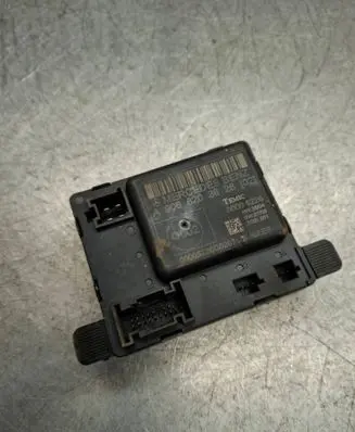 Mercedes-Benz Sprinter W906 Door control unit/module A9068203826 00005226