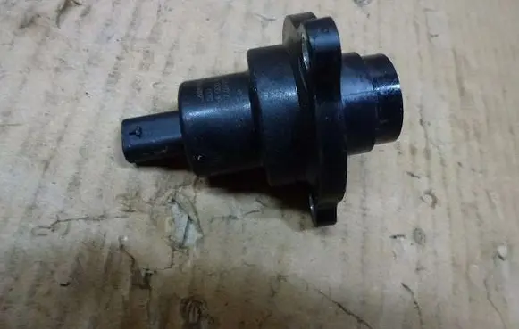 Mercedes-Benz CLA C117 X117 W117 Starter motor/solenoid 70492703T