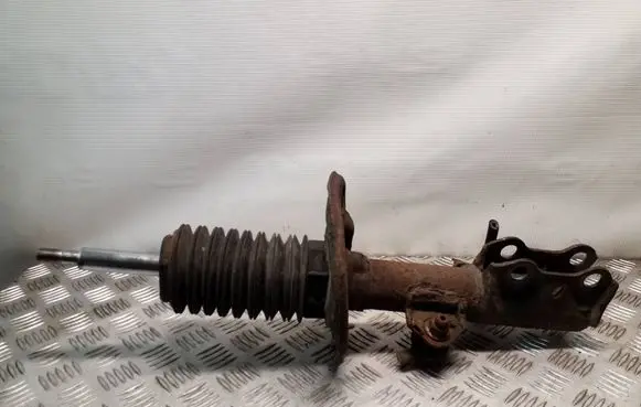 Toyota Auris E180 Front shock absorber/damper