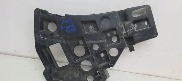 Peugeot 3008 I Front bumper mounting bracket 9686181480