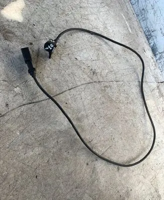 Audi A4 S4 B7 8E 8H ABS brake wheel speed sensor 180203