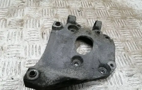 Ford Grand Tourneo Connect A/C compressor mount bracket AV6Q10K360AA A1S8003F