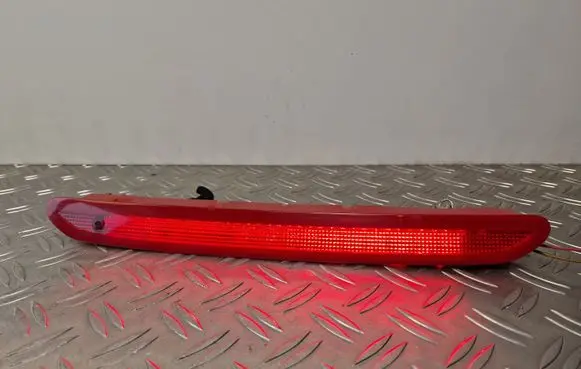 Volkswagen Golf Plus Third/center stoplight 5K0945087B