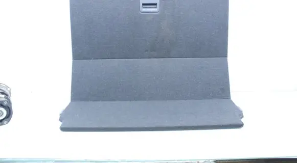 Trunk/boot floor carpet liner