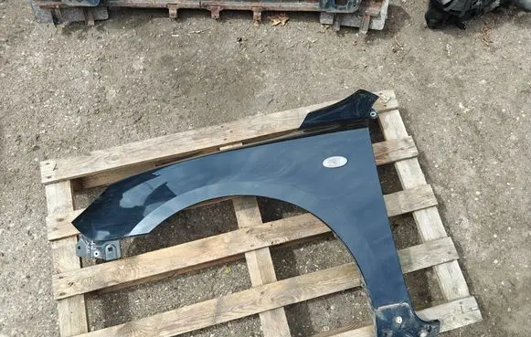 Mazda 3 II Fender 
