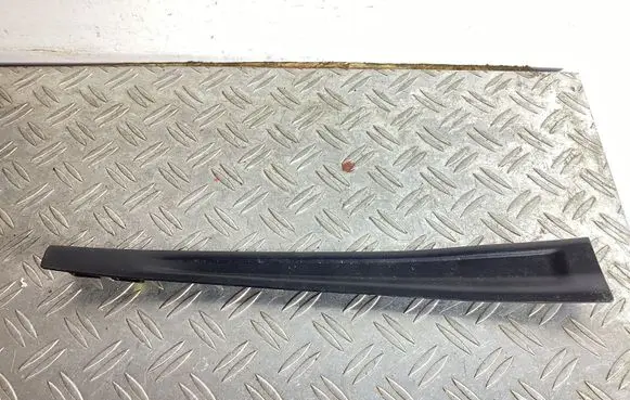 Lexus GS 250 350 300H 450H Other front door trim element 7571830010