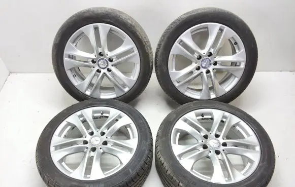 Mercedes-Benz E C207 W207 R17 alloy rim A2074010602