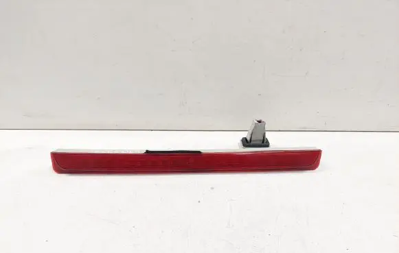 Mercedes-Benz C W203 Third/center stoplight A2038200356 2DA00824300 153136
