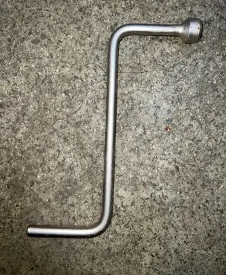 BMW 5 E39 Wheel nut wrench 1095831