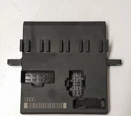 Audi A4 S4 B6 8E 8H Comfort/convenience module 8E0907279D 10102001