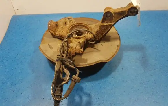 Honda Civic IX Front brake caliper