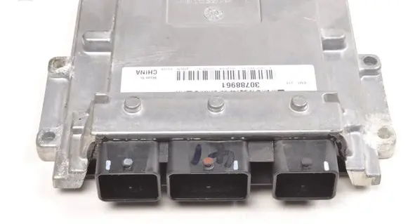 Volvo C30 Engine control unit/module ECU 30788961