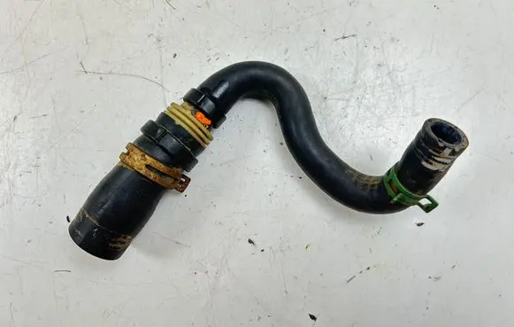 Renault Kangoo II Engine coolant pipe/hose