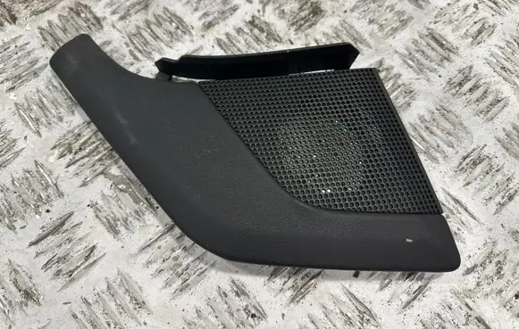 Chevrolet Corvette C8 Side speaker trim/cover 84706557 589558878