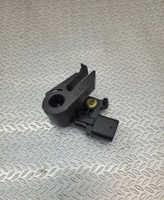 Opel Mokka B Brake pedal sensor switch 9826272080