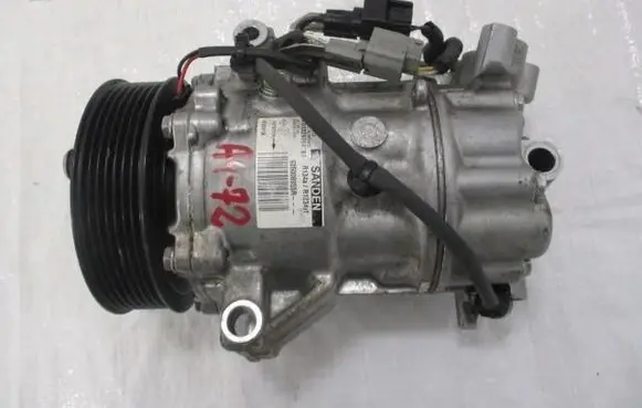 Nissan Juke II F16 Air conditioning (A/C) compressor (pump) 926008955R