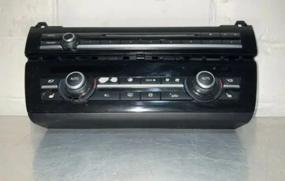 BMW 5 F10 F11 Climate control unit 9241241