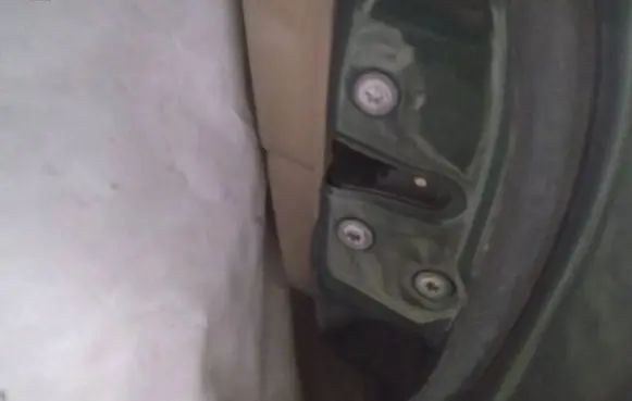 Lexus IS 200-300 Front door lock