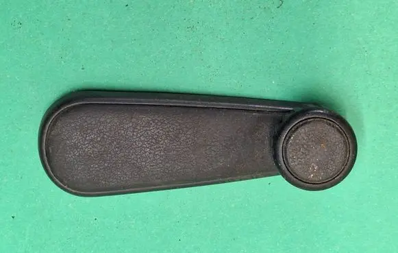 Volkswagen Golf II Front door window winding handle 191837579