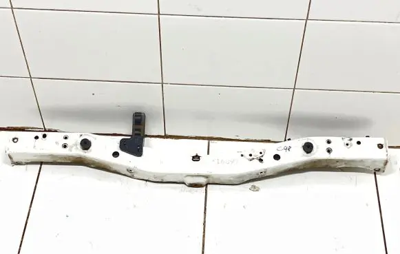 Toyota Auris E180 Top upper radiator support slam panel