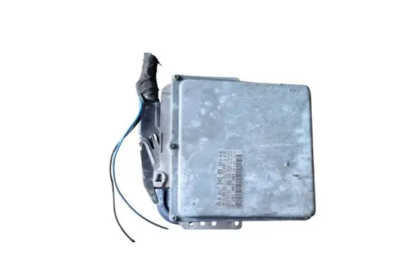 Mercedes-Benz C W202 Engine control unit/module A0175458932