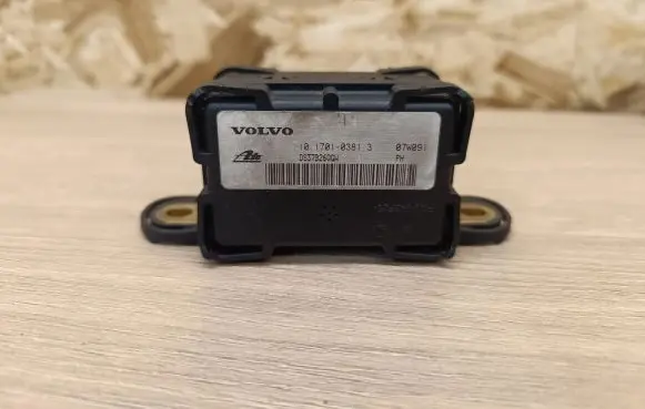 Volvo XC90 ESP acceleration yaw rate sensor 30795302 10098005402