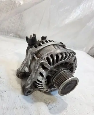 Opel Combo E Generator/alternator 9824742880