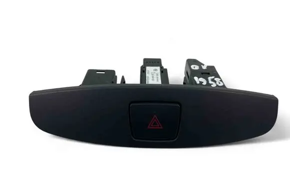 Mazda 2 Hazard light switch D651664H0