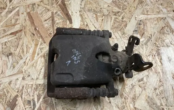 Opel Insignia A Rear brake caliper 