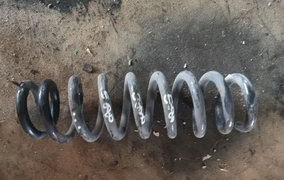 BMW 1 E82 E88 Rear coil spring
