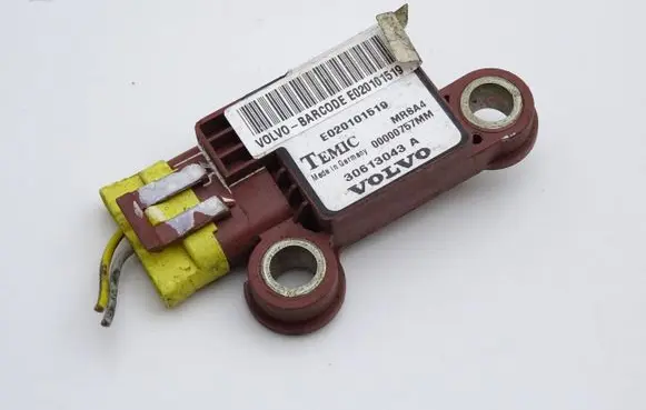 Volvo S40, V40 Airbag deployment crash/impact sensor 30613043A