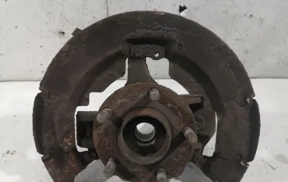 Volvo V50 Front wheel hub