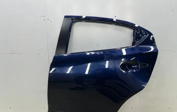 Mazda 2 Rear door D09L73010
