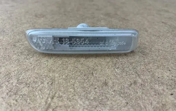 BMW 3 E46 Front fender indicator light 2228591 63132228591 63136911371
