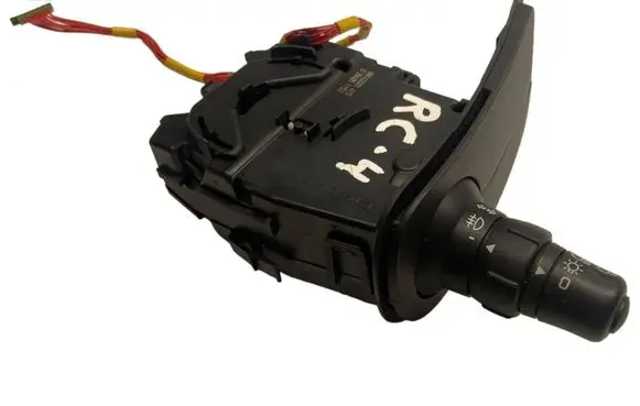 Renault Clio III Indicator stalk 88102001415 0284051152