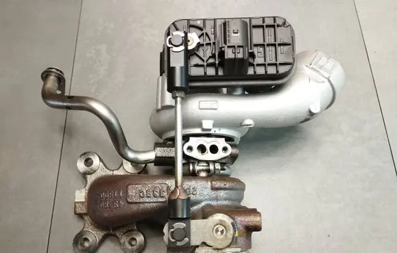 Cupra Formentor Turbo 04E145715M 4918001700 240121A00118