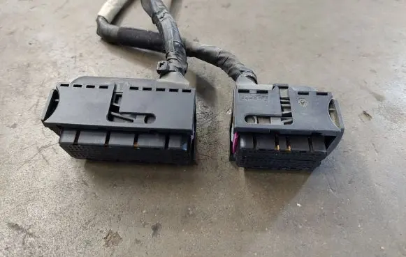 Volkswagen Golf Plus Engine installation wiring loom 3c0906379 3c0906385