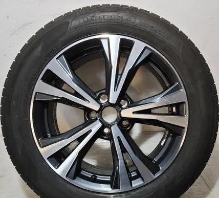 Nissan X-Trail T32 R18 alloy rim 6FR3A