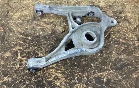 Mercedes-Benz ML W164 Rear upper control arm/wishbone 000060363106