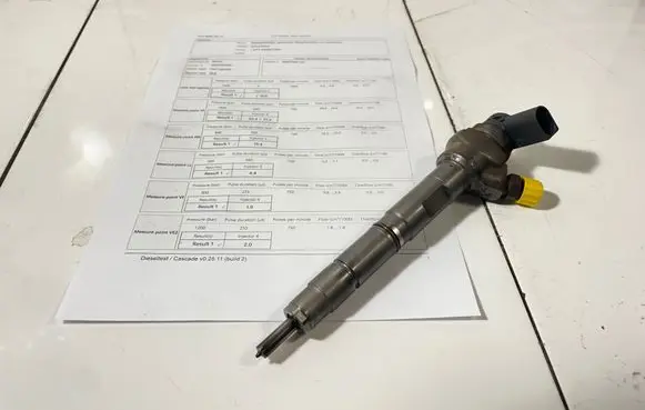 Volkswagen Sharan Fuel injector 0445110369 03L130277J