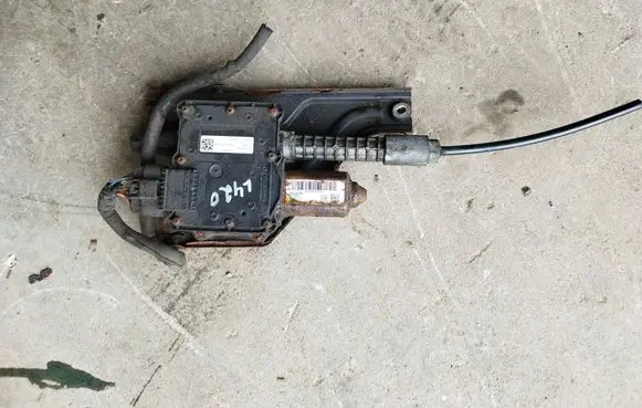 Opel Insignia A Hand brake/parking brake motor A2C53401771 HJ7024R123675073 20917024